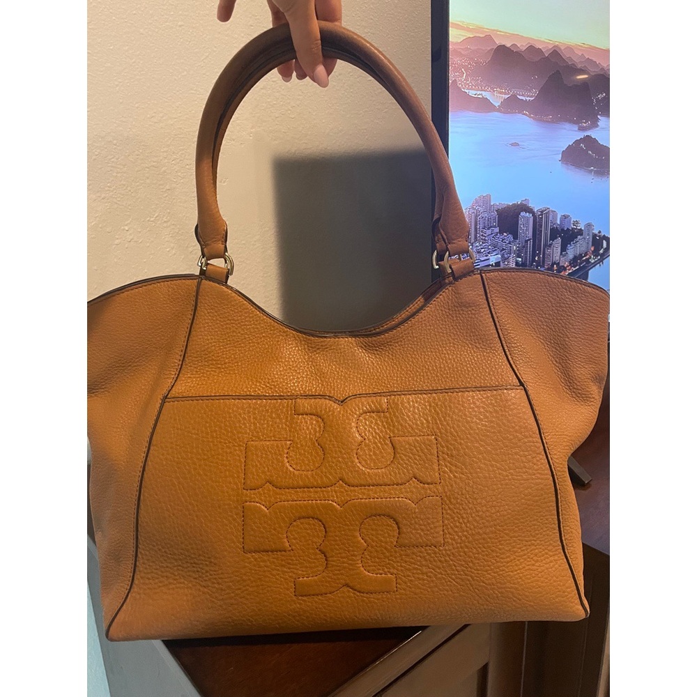Tory Burch Logo Purse Tan